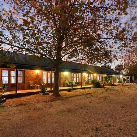 The Vineyard Motel Cowra Eksteriør bilde